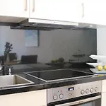 Apartment Moon Binz